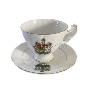 RIDGEWAY POTTERIES Royal Adderley Canada Crest H1418L Fine Bone China Tea Cup
